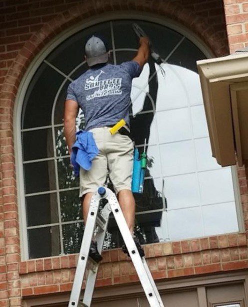 an image that represents residential window cleaning